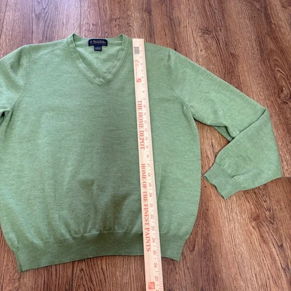 Brooks Brothers Mens Large Green Extra Fine Italian Merino Wool V-Neck Sweater - Picture 5 of 8